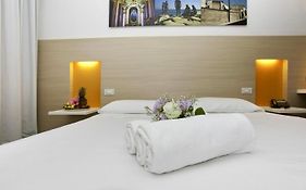 Hotel Kaos